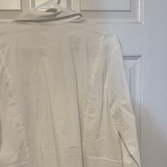 J. Jill Women's White Button Down Shirt - Picture 12 of 12